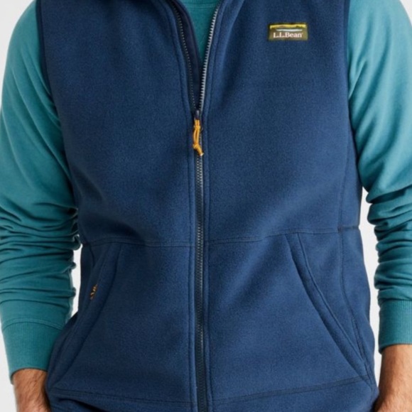 L.L. Bean Mountain Classic Fleece Vest large Tall - Picture 3 of 6